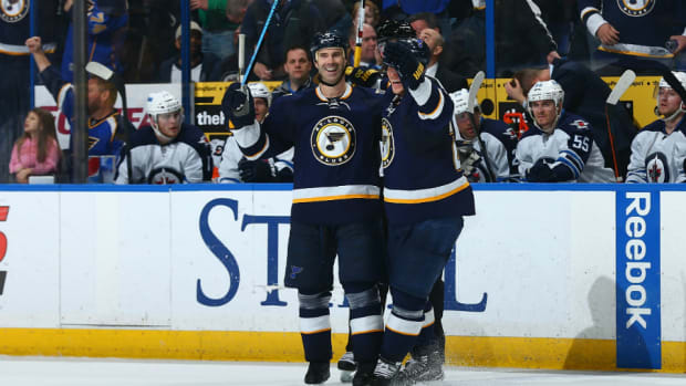 Blues Jets Barret Jackman